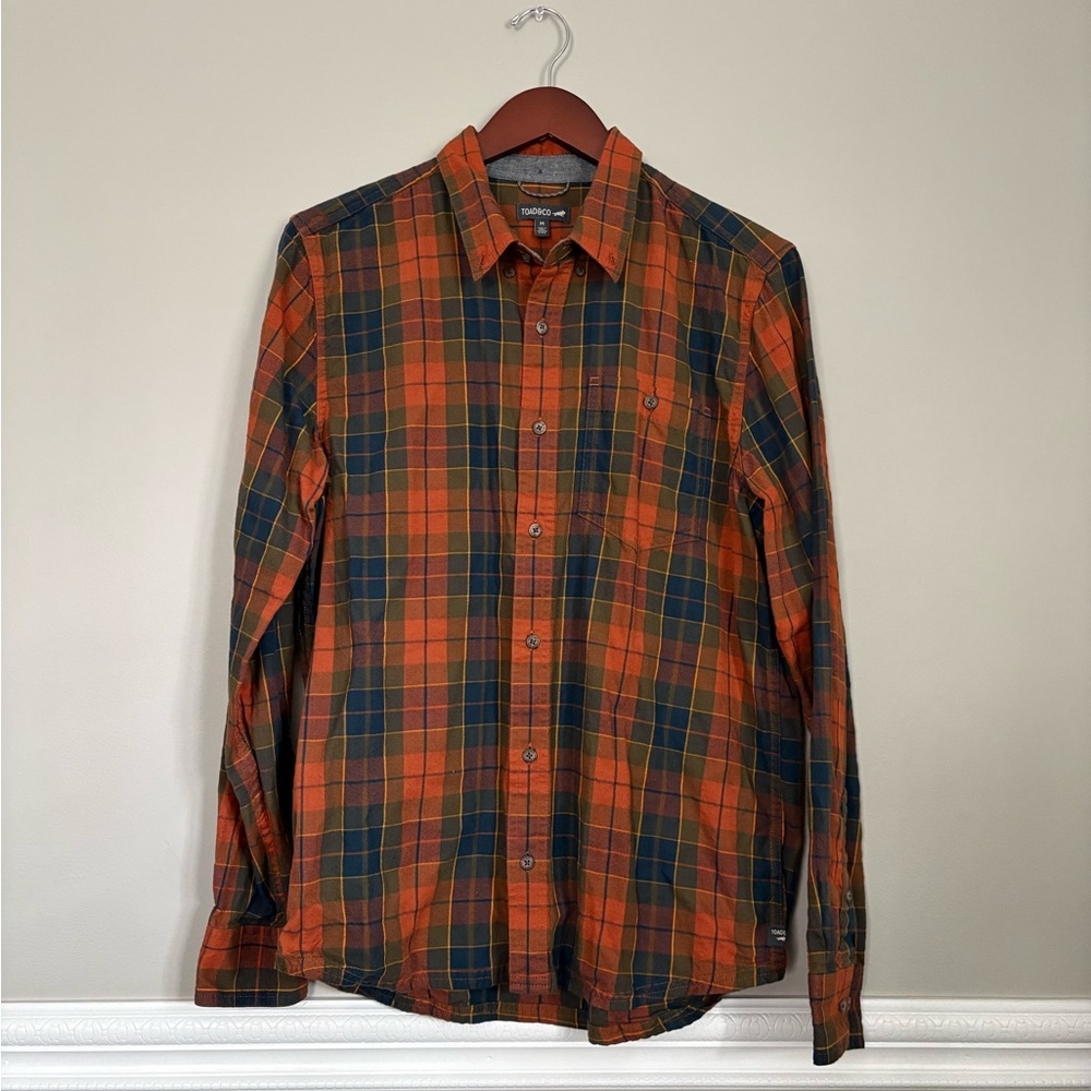 Toad&Co Men's Vibrant Orange and Navy Plaid Long Sleeve Button Down Shirt Size M